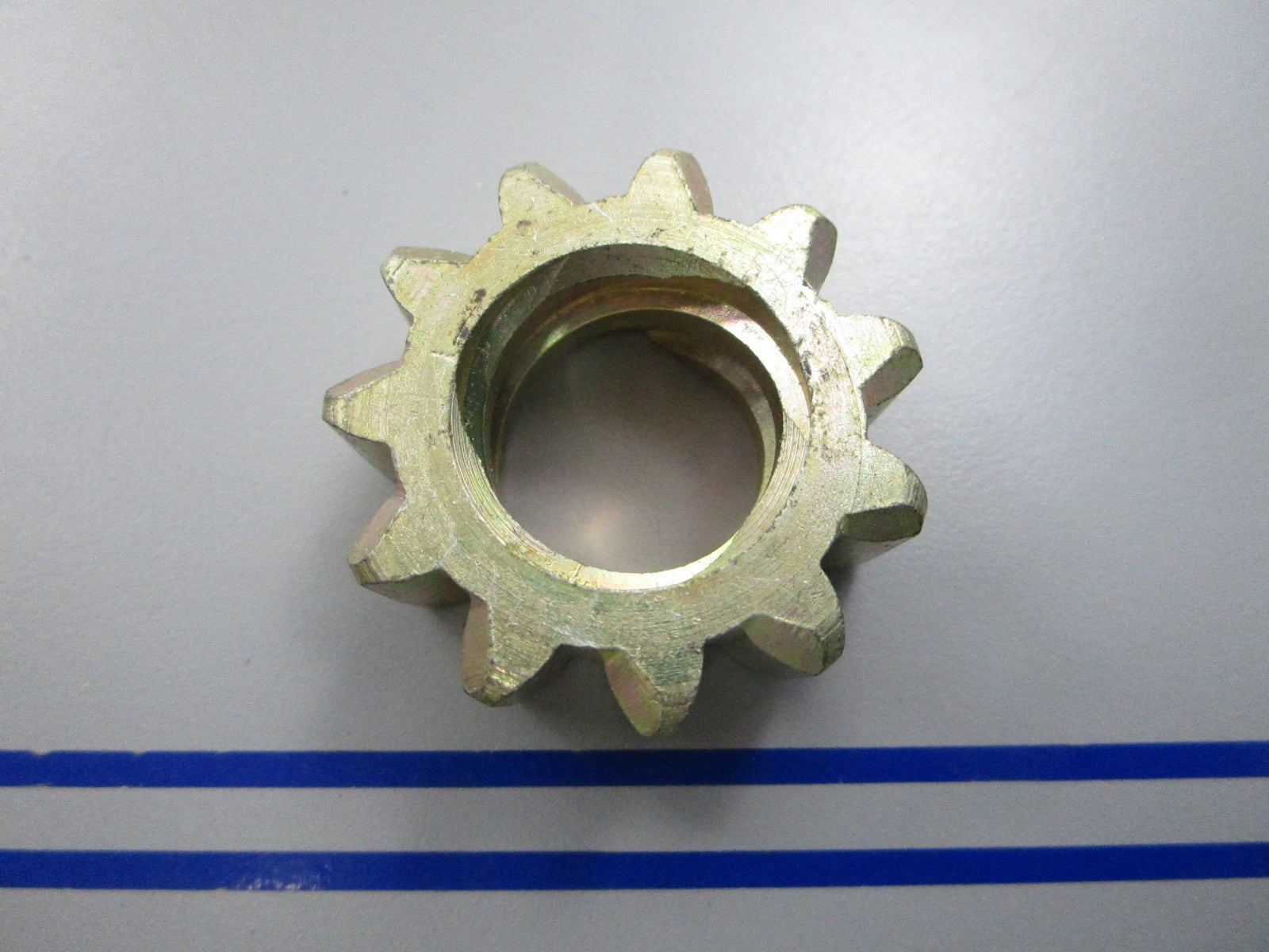 NEW OEM 387382 0387382 OMC Johnson Evinrude Pinion 0810