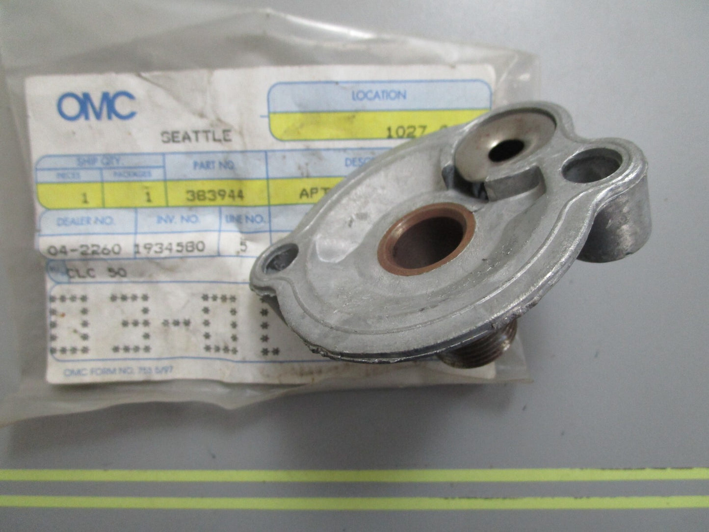 *NEW OEM* 0820 OMC Johnson Evinrude Adapter & Valve Assy 383944 0383944