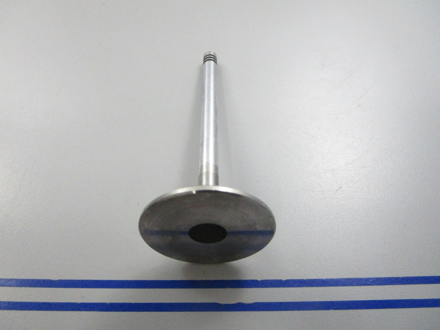 NEW OEM 462997 Volvo Penta Valve 0810