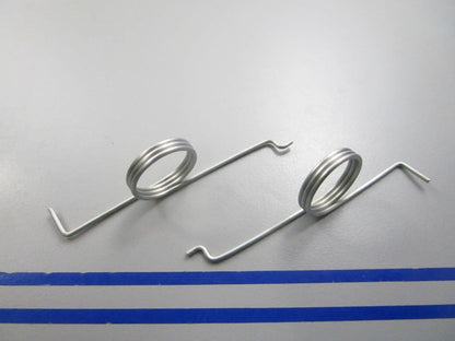 NEW OEM (LOT OF 2) 329002 0329002 OMC Johnson Evinrude Tilt Lock Spring 0810