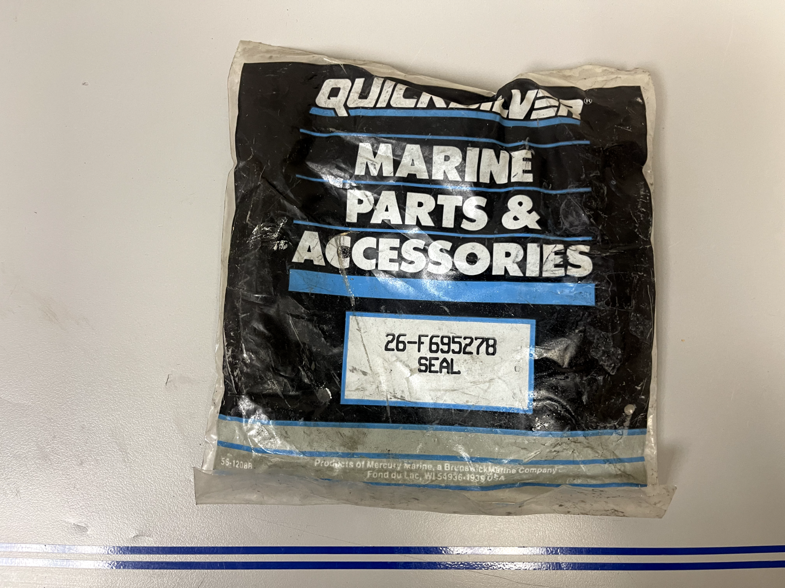 *NEW OEM* 0670 Mercury Quicksilver Seal 26-F695278 F695278