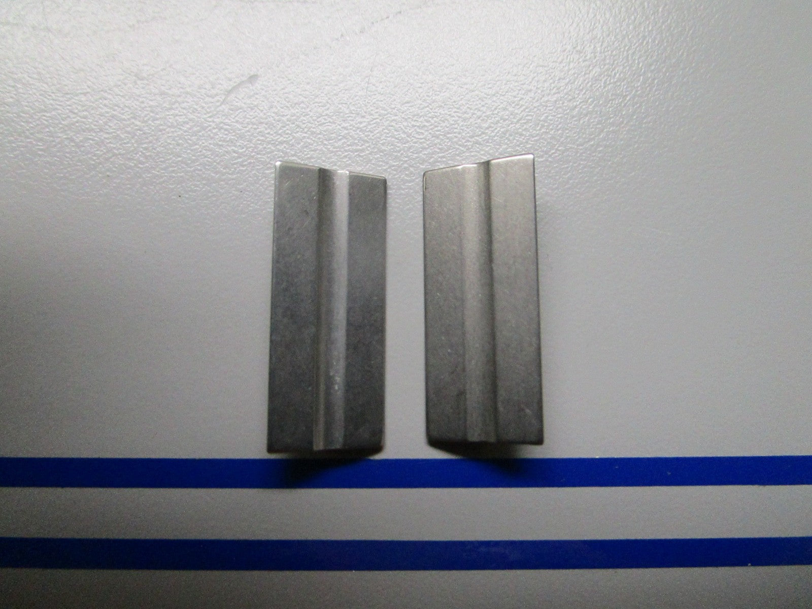 *NEW OEM* (LOT OF 2) 0810 Mercury Quicksilver Key 28-56654