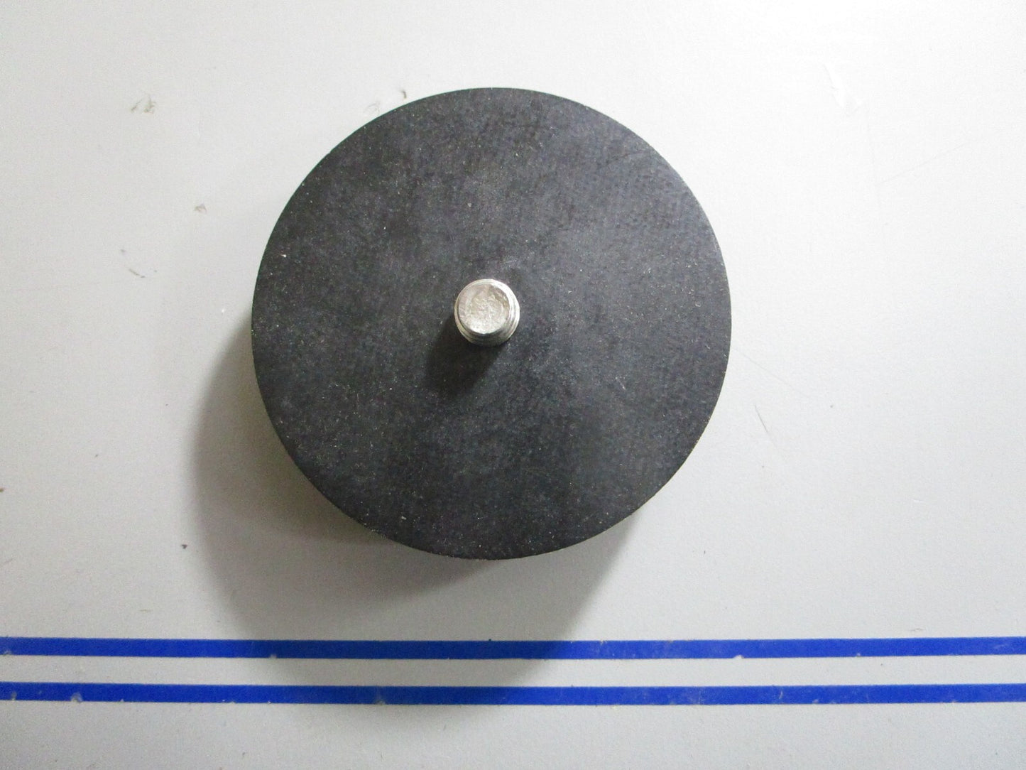 *NEW OEM* 0810 Mercury Quicksilver End Cap Cover 87924