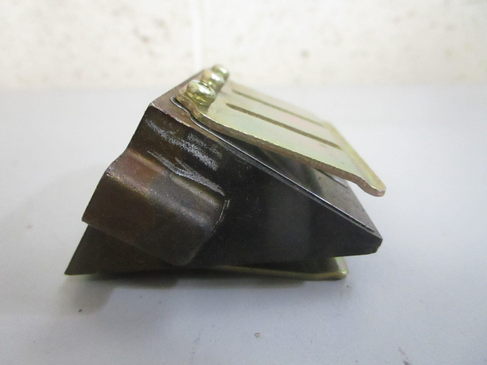 *NEW OEM* 0810 Mercury Quicksilver Reed Plate Assembly 34-94493M