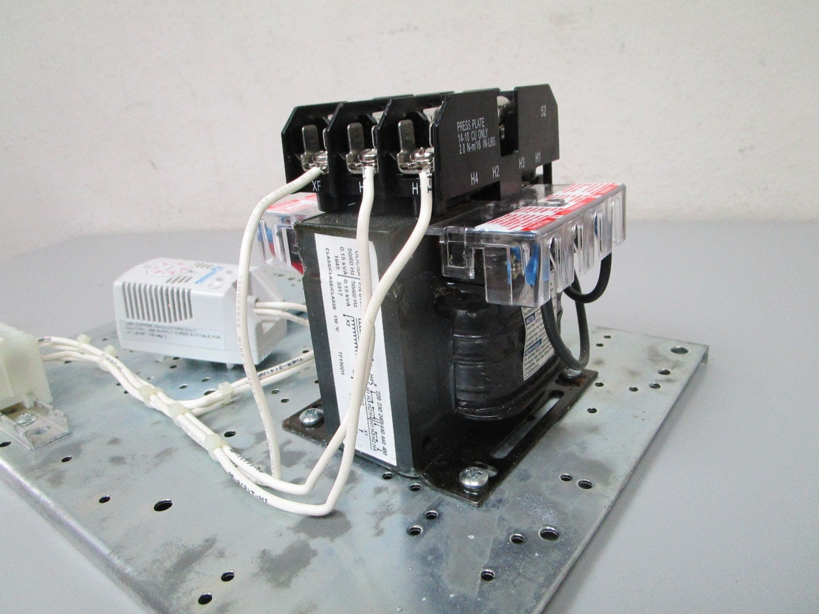 NEW OEM 9070TF150D1 Square D 0.15KVA 50/60Hz Industrial Control Transformer 0720