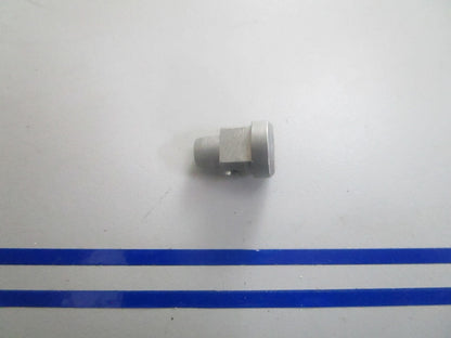 *NEW OEM* 0810 OMC Johnson Evinrude Cable Clamp & Set Screw 323463 0323463