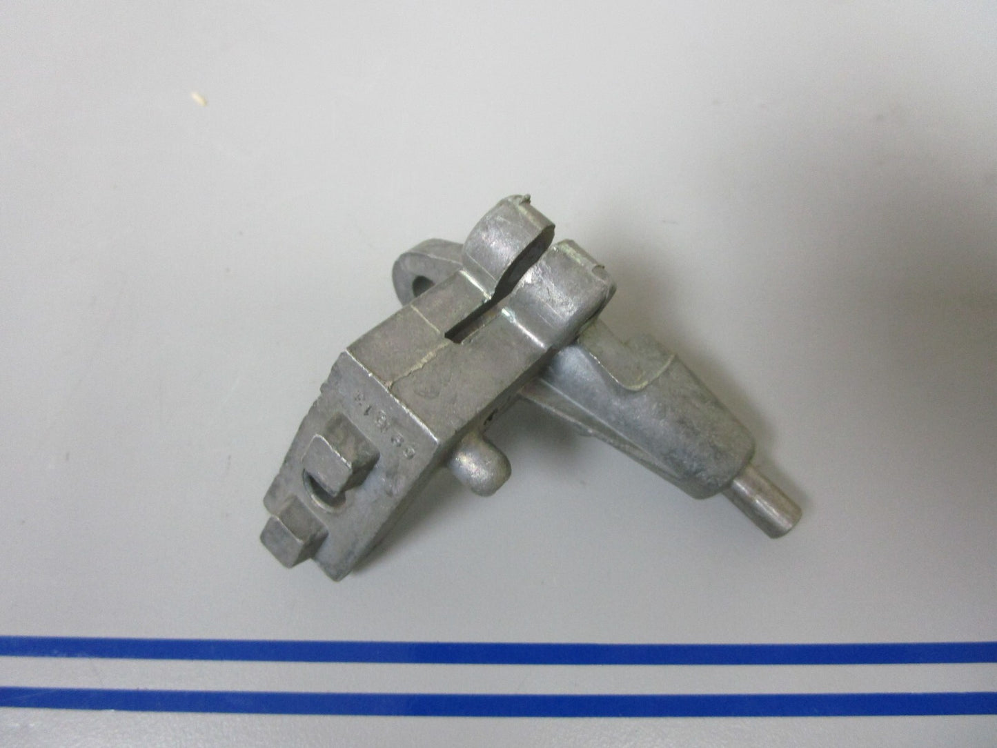 *NEW OEM* 0770 OMC Johnson Evinrude Follower Assembly 277627 0277627
