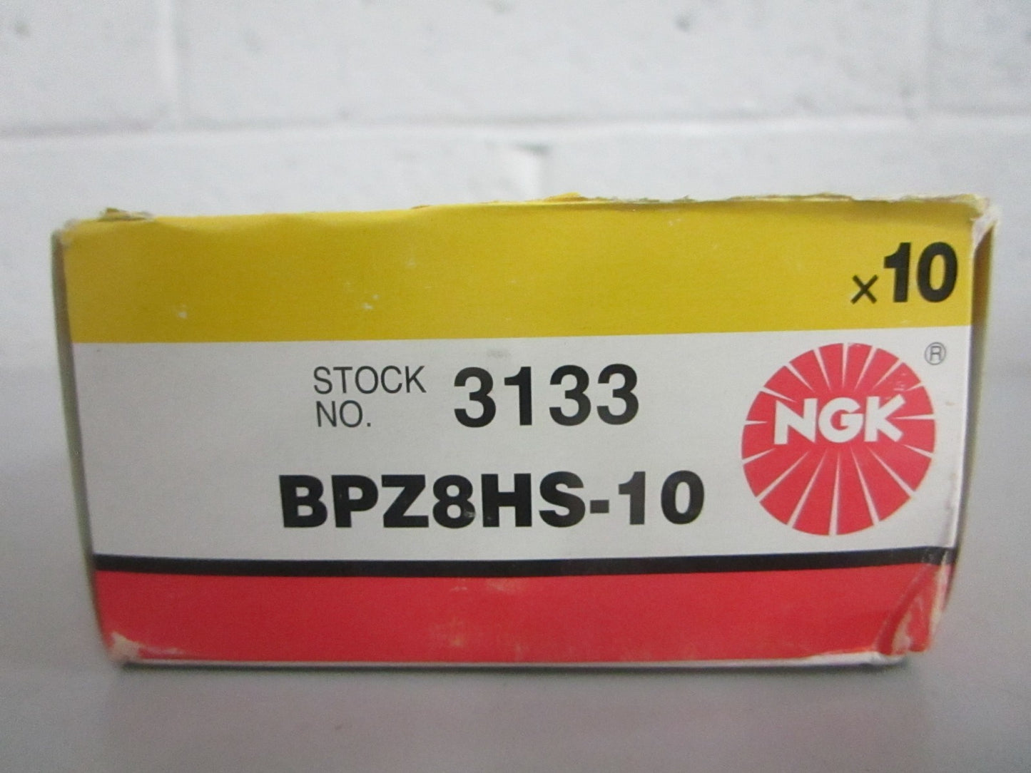 NEW OEM (LOT OF 10) BPZ8HS-10 NGK Spark Plug 0820
