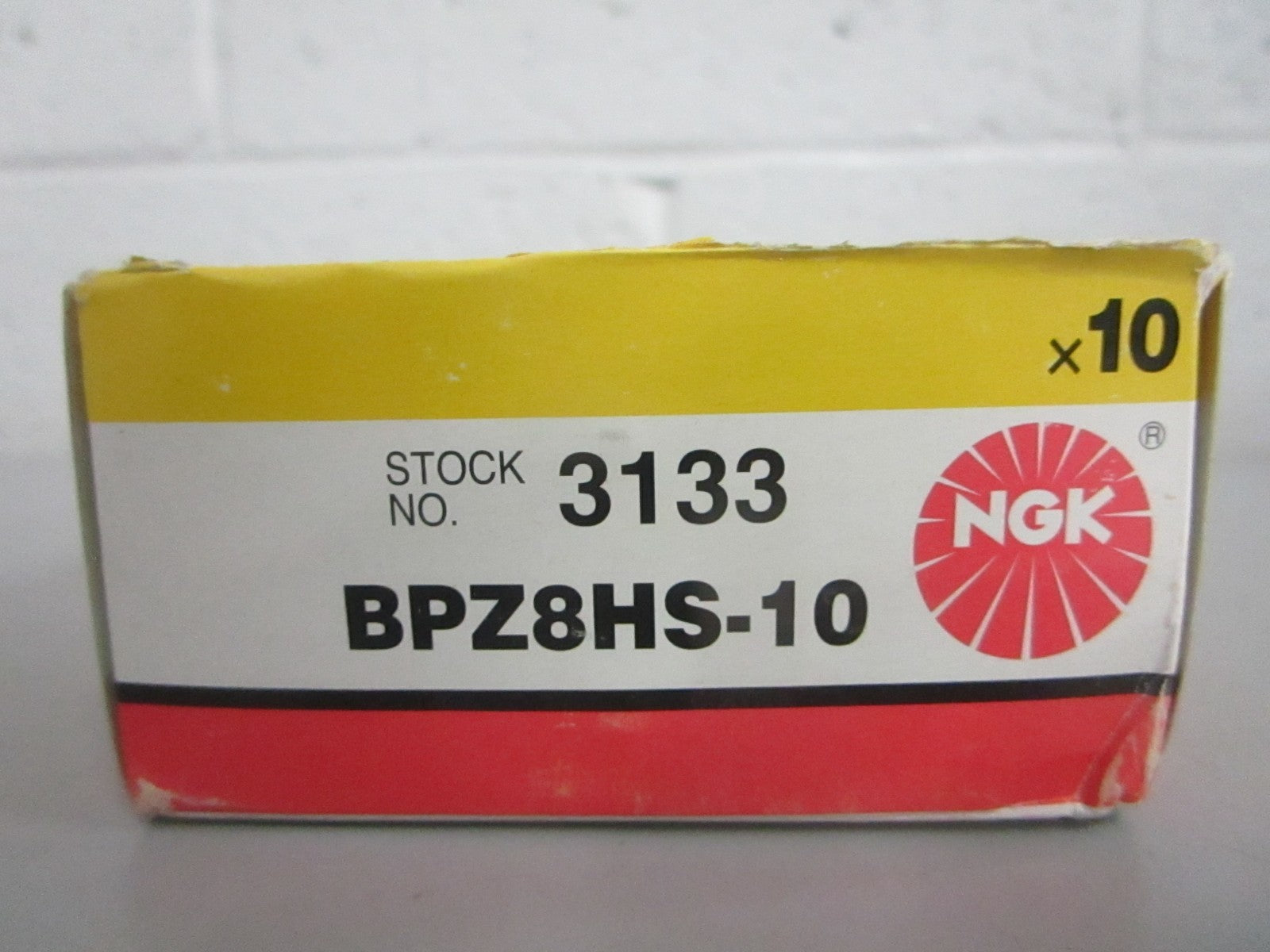 NEW OEM (LOT OF 10) BPZ8HS-10 NGK Spark Plug 0820