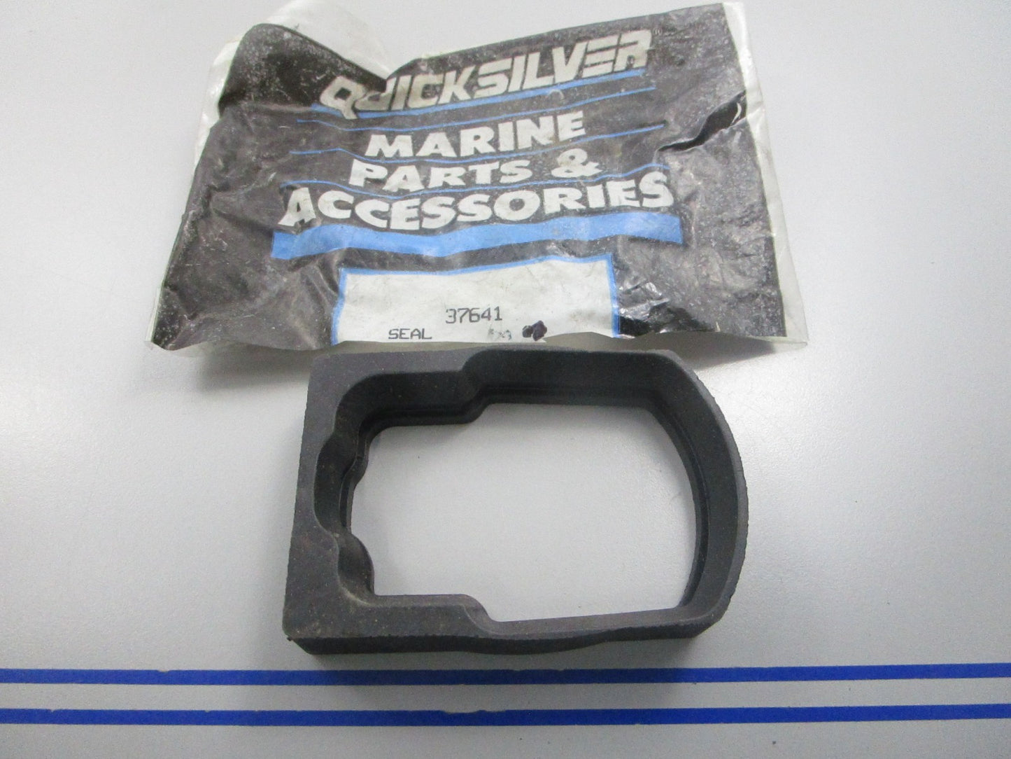 NEW OEM 37641 Mercury Quicksilver Seal 0810