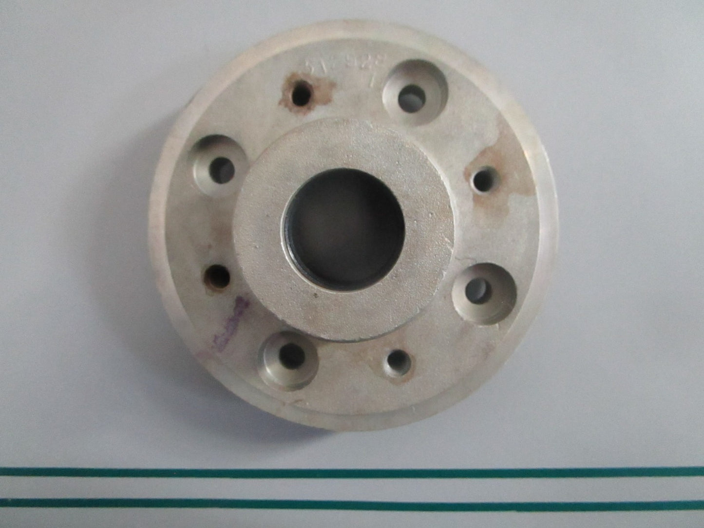NEW OEM 381849 0381849 OMC Johnson Evinrude Shaft Drive Hub 0820