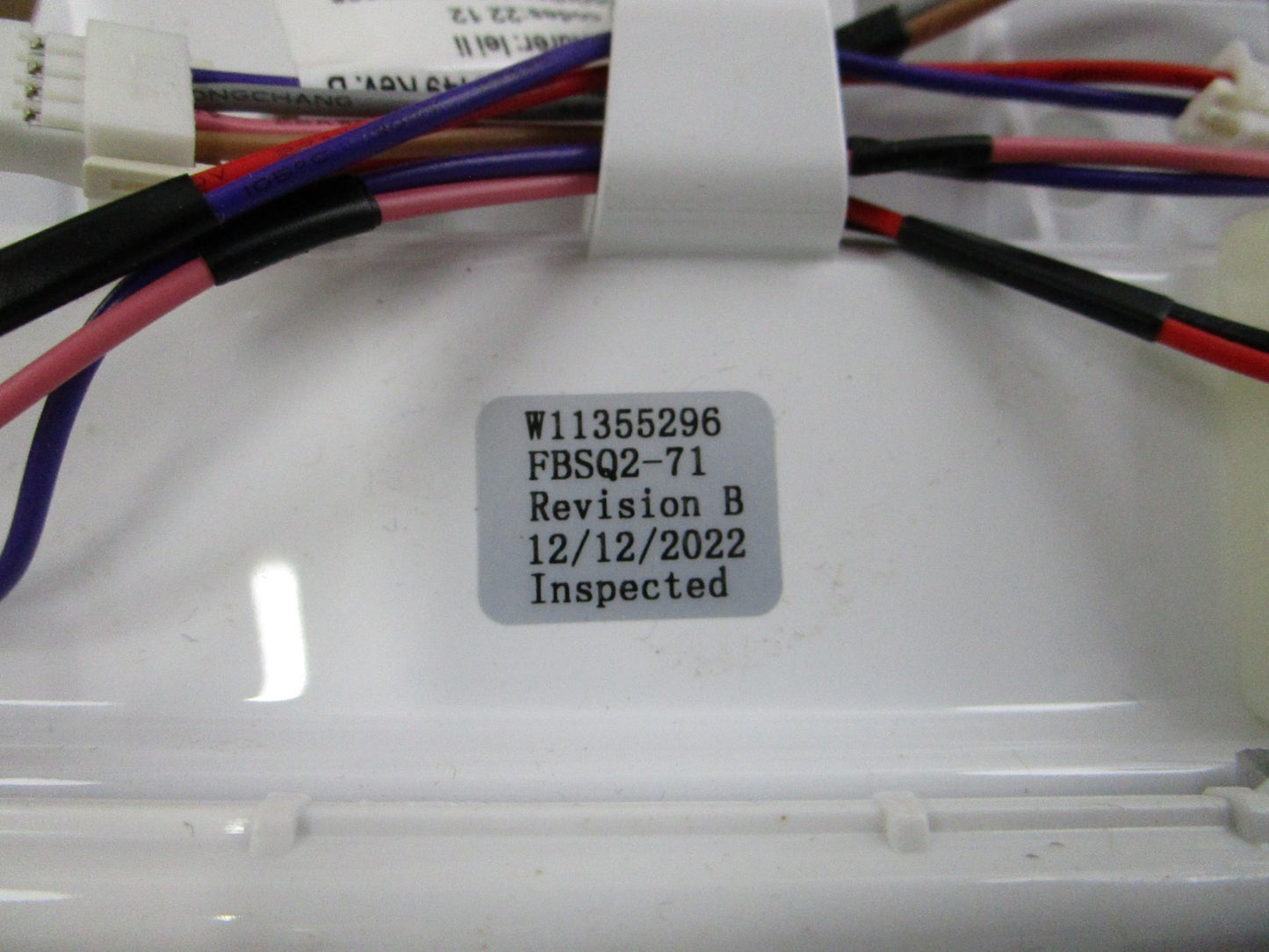 NEW OEM W11423784 Whirlpool Ice Door 0810