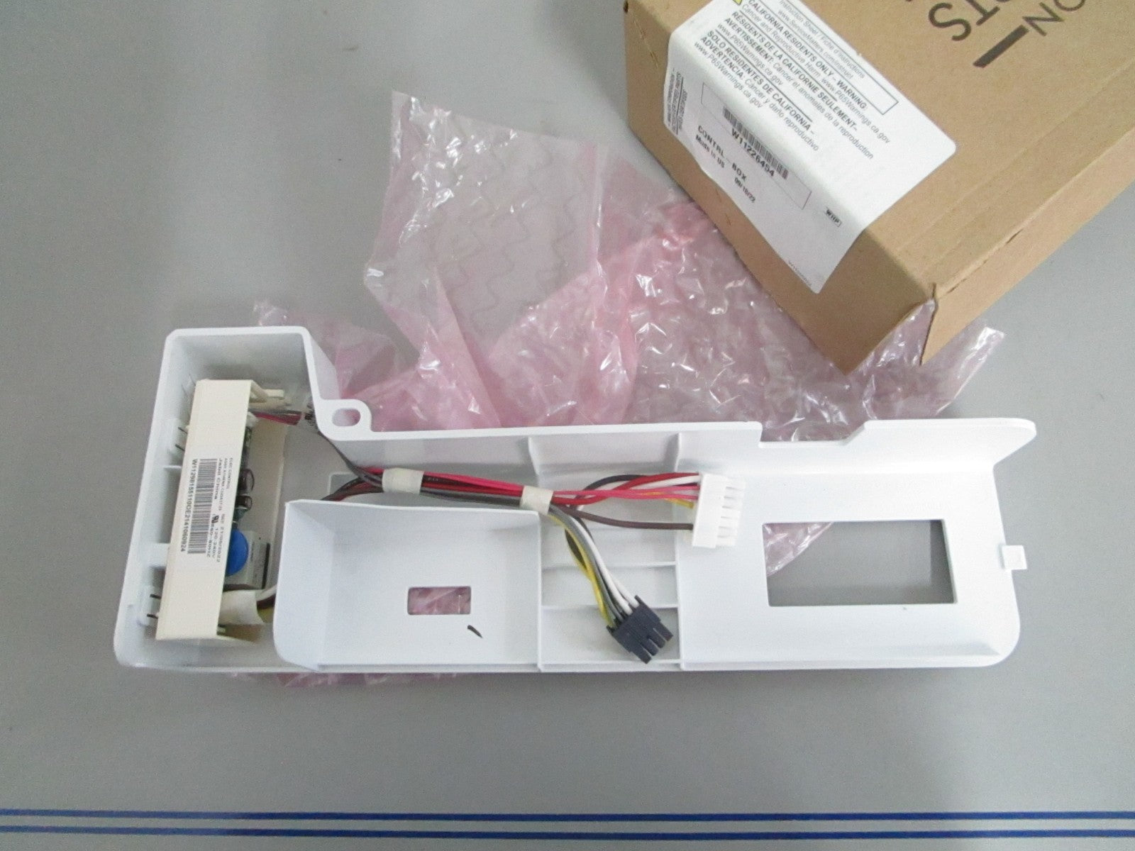*NEW OEM* 0820 Whirlpool Refrigerator Control Box W11226454