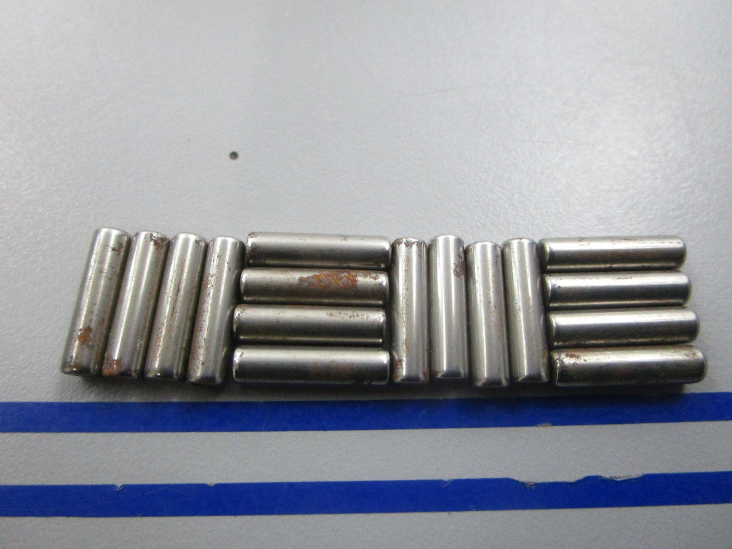 NEW OEM (LOT OF 16) 386535 0386535 OMC Johnson Evinrude Needle Bearing Pin 0810
