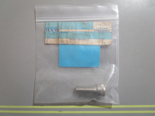 *NEW OEM* 0810 Volvo Penta Screw 941810