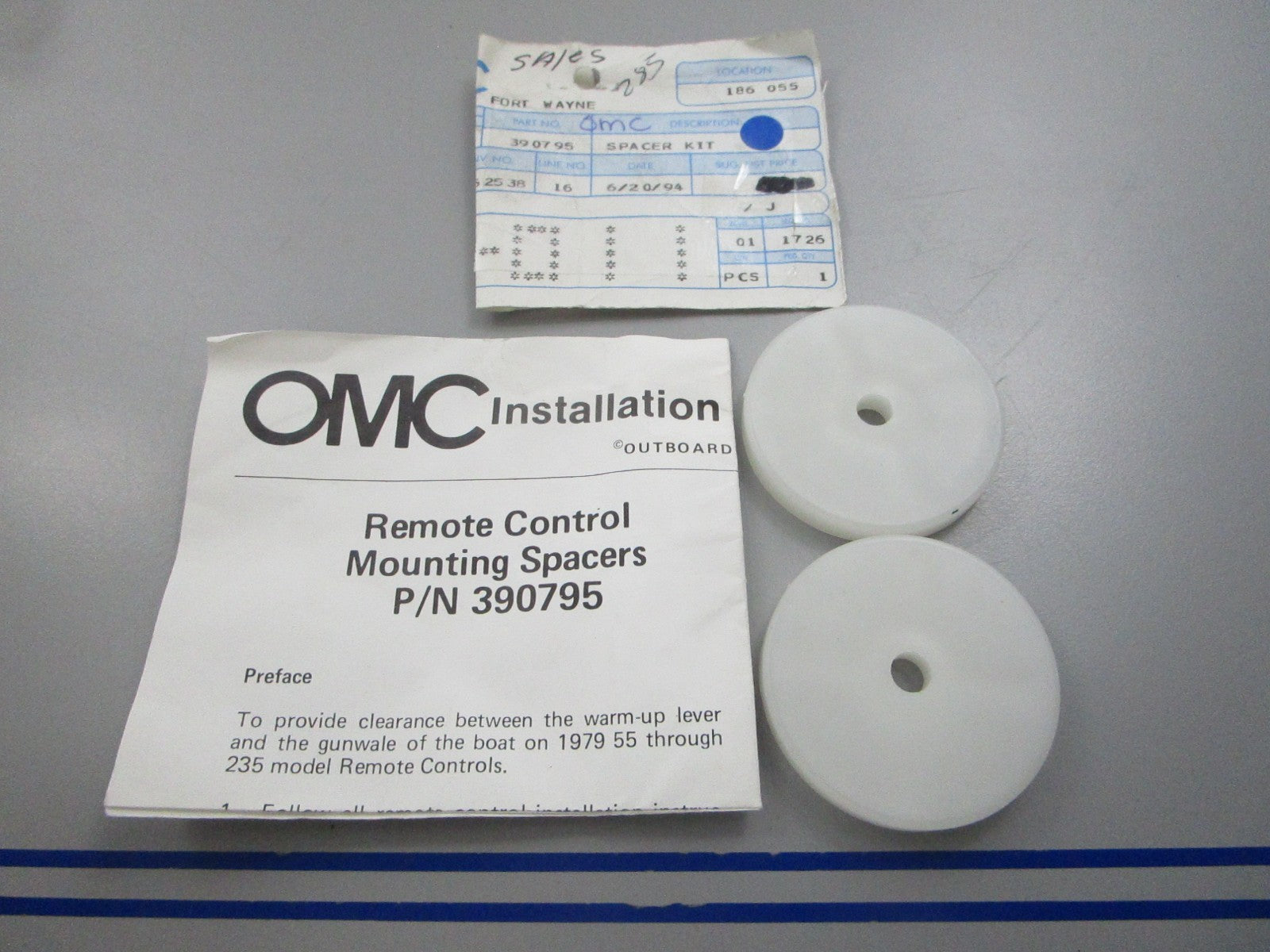 NEW OEM 390795 0390795 OMC Johnson Evinrude Spacer Kit 0810