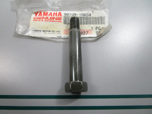 NEW OEM 90109-10654-00 Yamaha Bolt 0810