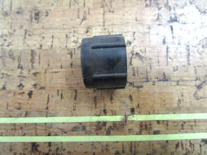 *NEW OEM* 0750 OMC Johnson Evinrude CAP 317894 0317894