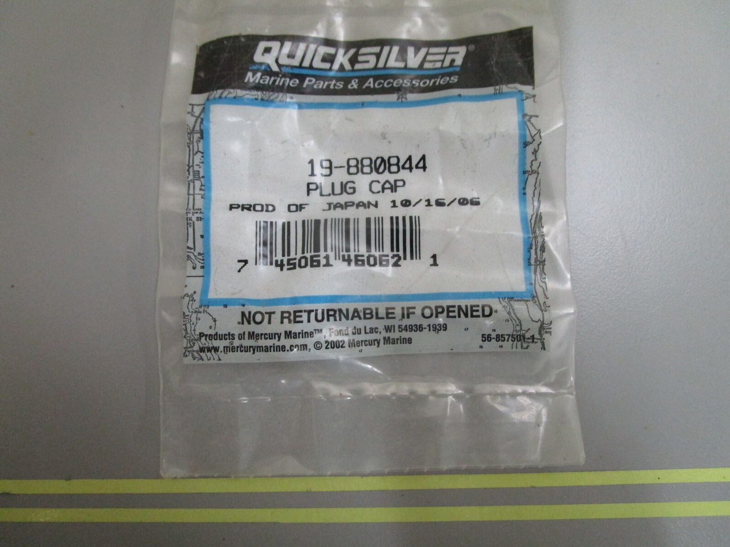 *NEW OEM* 0810 Mercury Quicksilver Plug Cap 19-880844