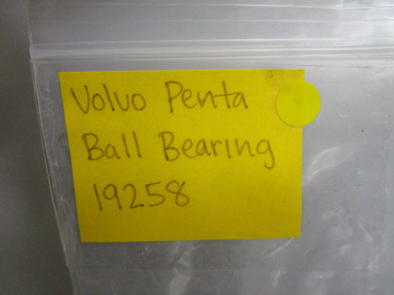 *NEW OEM* 0810 Volvo Penta Ball Bearing 19258