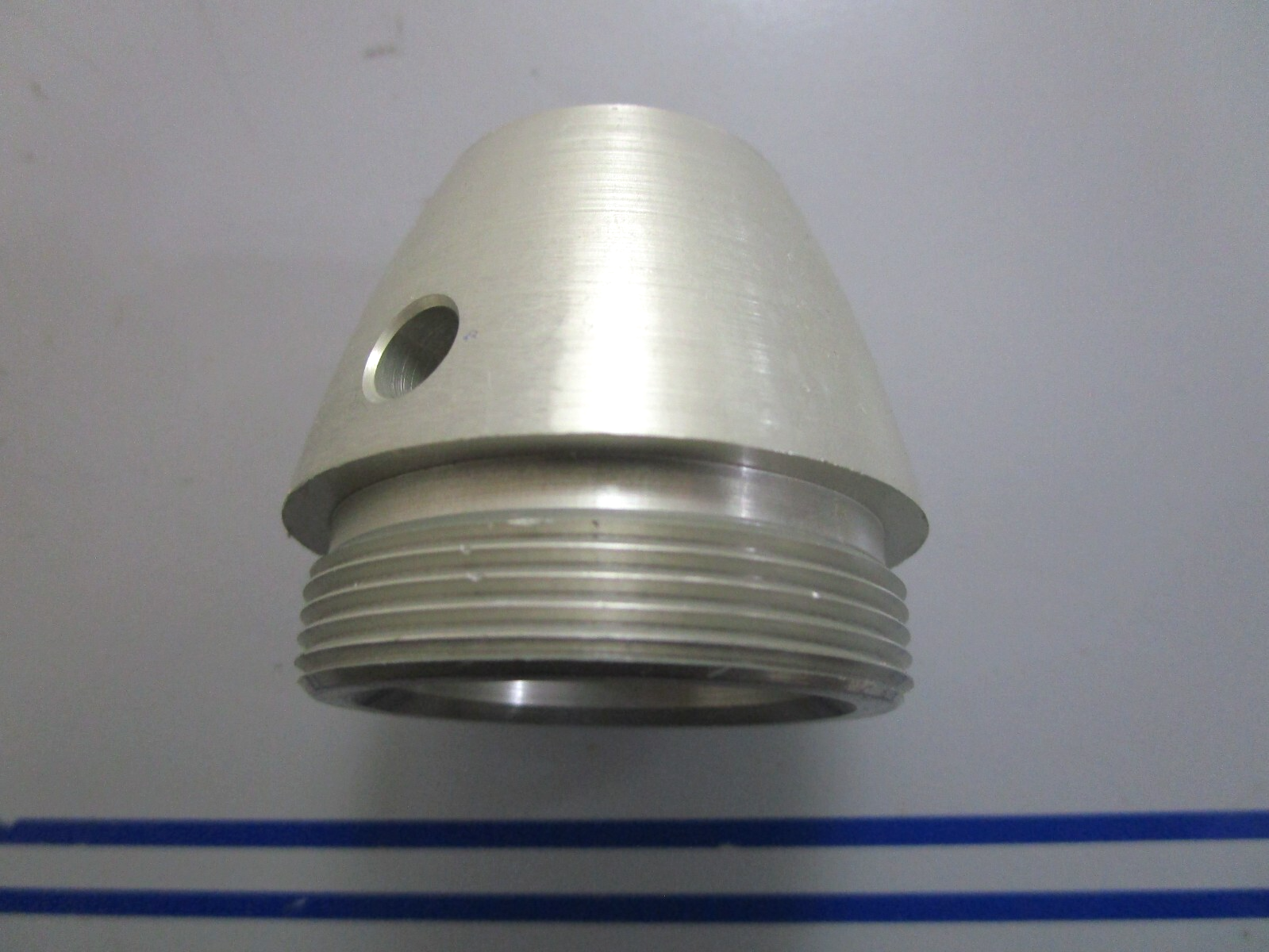 *NEW OEM* 0820 Mercury Quicksilver Cone Nut 20902