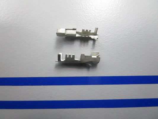 *NEW OEM* (LOT OF 2) 0810 OMC Johnson Evinrude Socket Terminal 3010125 03010125