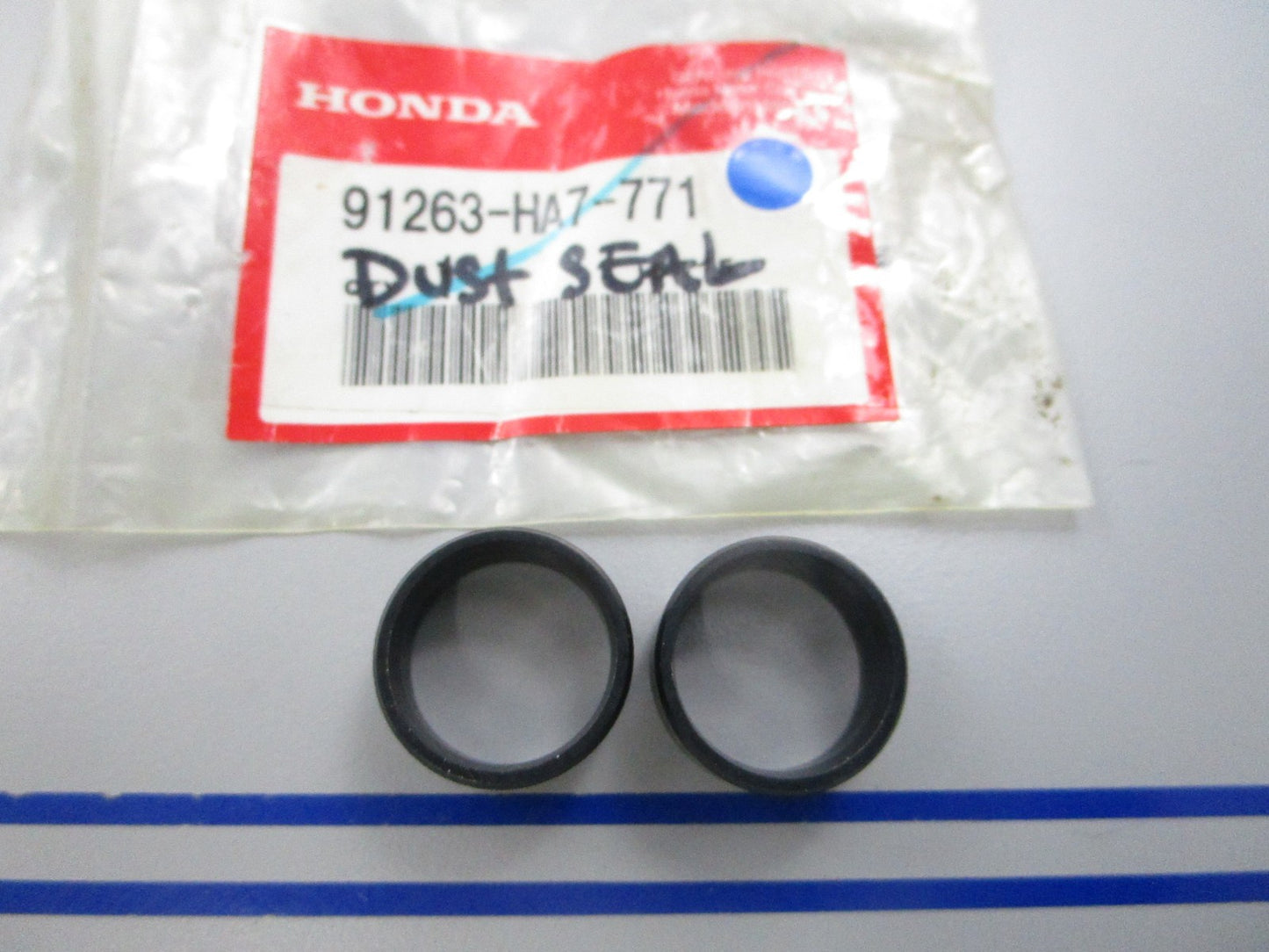 NEW OEM (LOT OF 2) 91263-HA7-771 Honda Dust Seal 0810