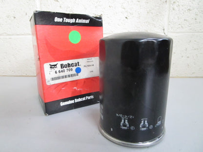 *NEW OEM* 0820 Bobcat Filter Assy 6640709