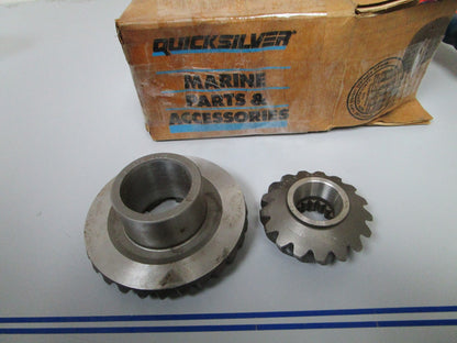 *NEW OEM* 0720 Mercury Quicksilver Forward & Pinion Gear Set 43-812975A5