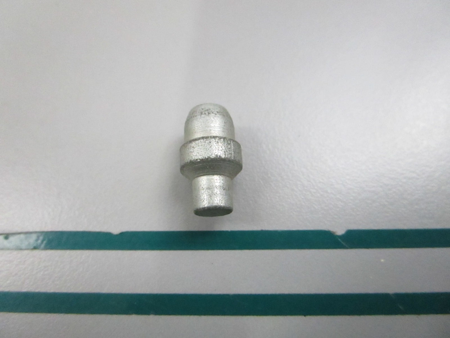 NEW OEM 964086 Volvo Penta Plug 0810