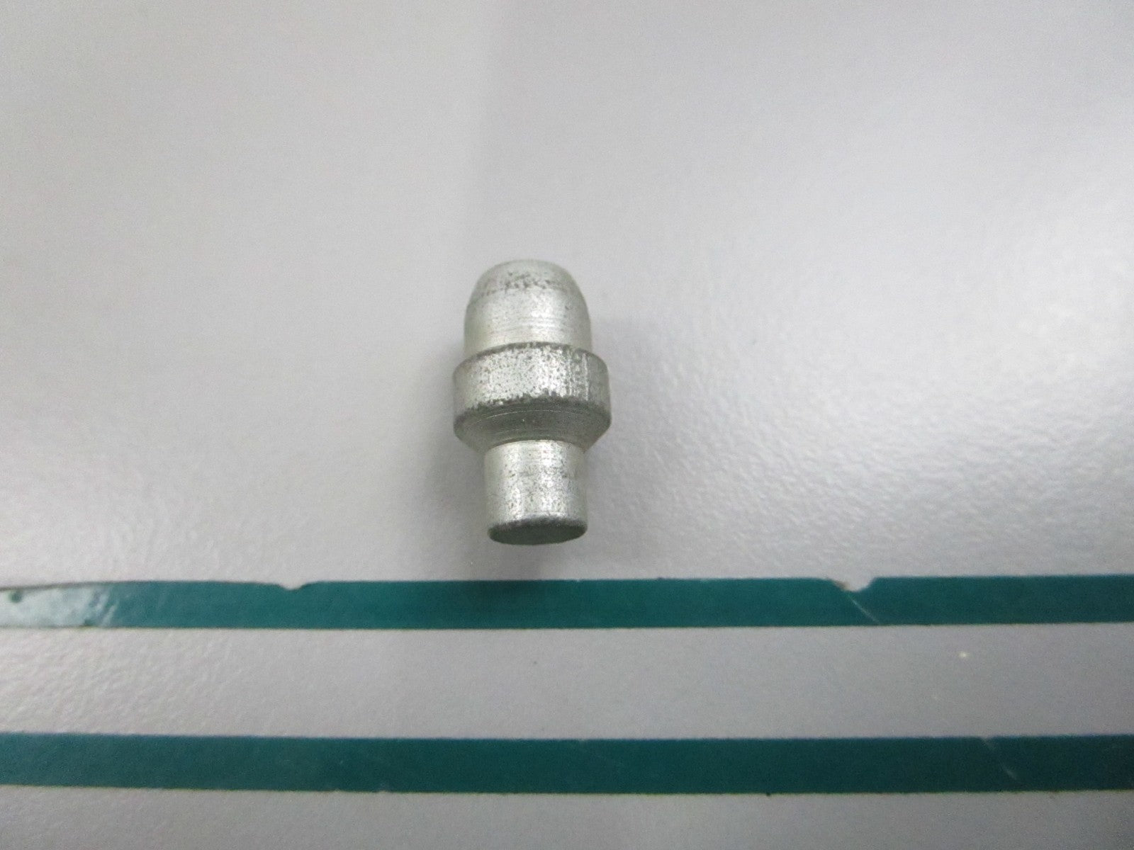 NEW OEM 964086 Volvo Penta Plug 0810