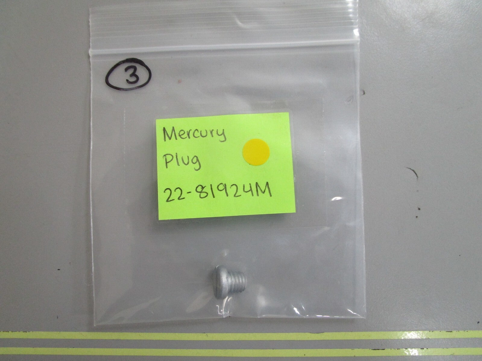 *NEW OEM* 0810 Mercury Quicksilver Plug 22-81924M