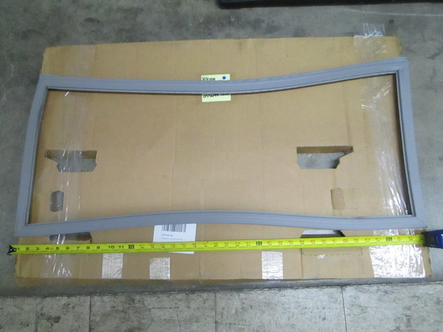 *NEW OEM* 0820 Viking Refrigerator Door Seal 055699-000