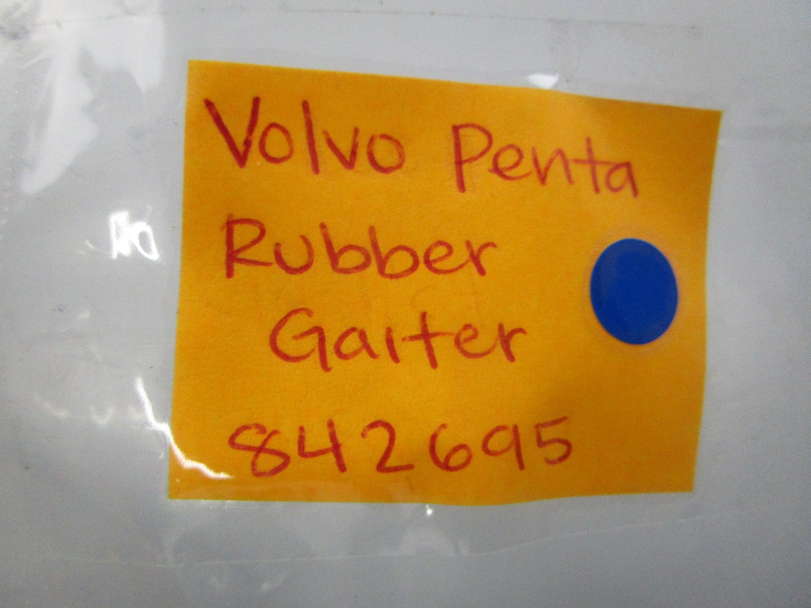 NEW OEM 842695 Volvo Penta Rubber Garter 0810