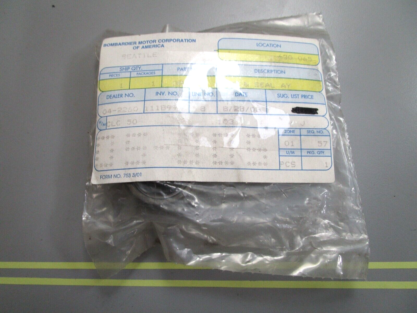 *NEW OEM* 0750 OMC Johnson Evinrude COVER & SEAL ASSEMBLY 383879 0383879