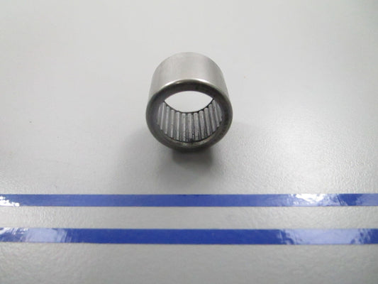 *NEW OEM* 0810 OMC Johnson Evinrude Bearing 390635 0390635