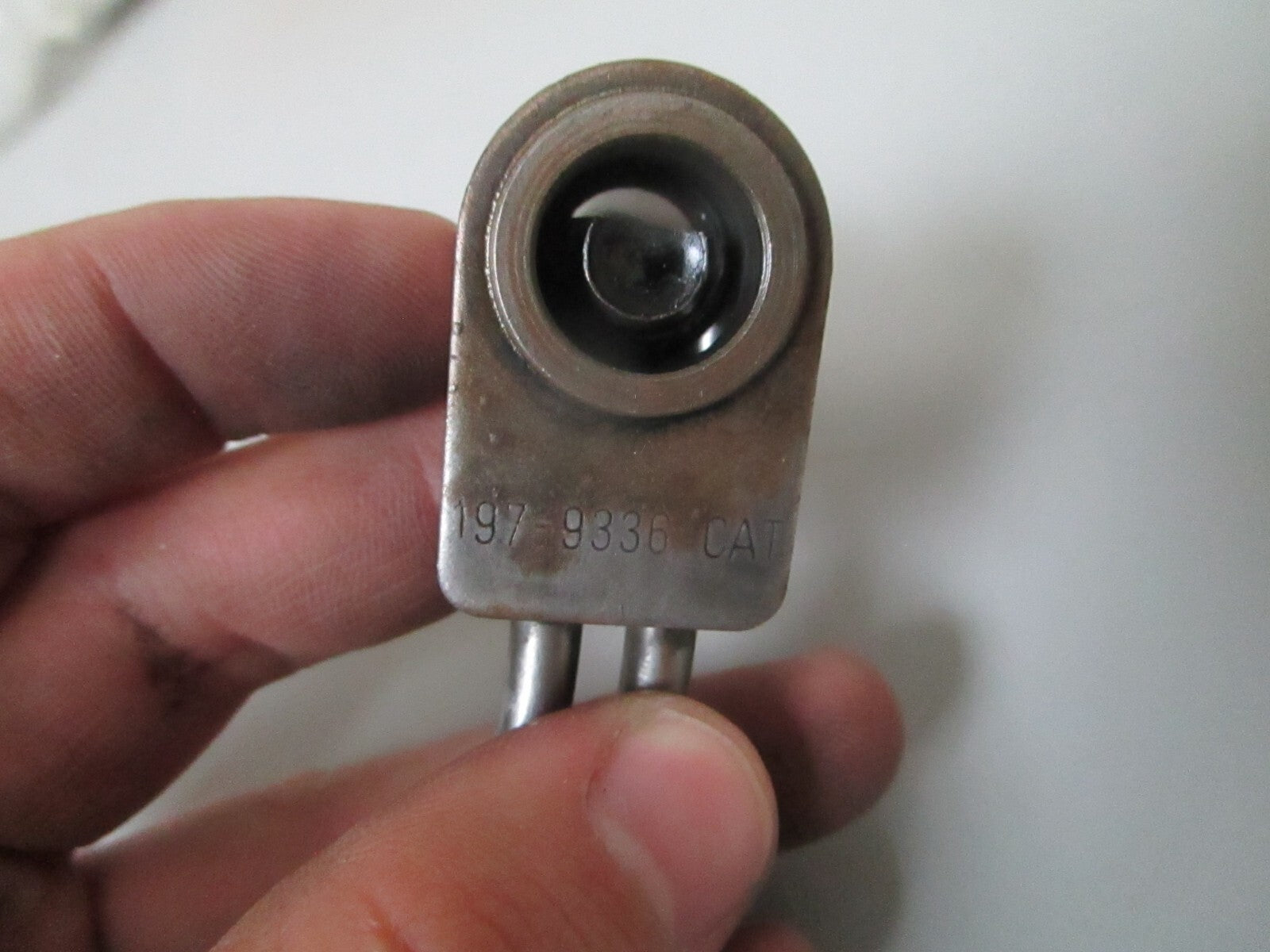 *NEW OEM* 0720 CAT Caterpillar Piston Cooling Nozzle 197-9336