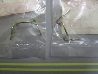 *NEW OEM* (LOT OF 2) 0810 Suzuki Support Spring 35128-22020