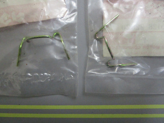 *NEW OEM* (LOT OF 2) 0810 Suzuki Support Spring 35128-22020