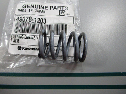NEW OEM 49078-1203 Kawasaki Engine Valve Spring 0810