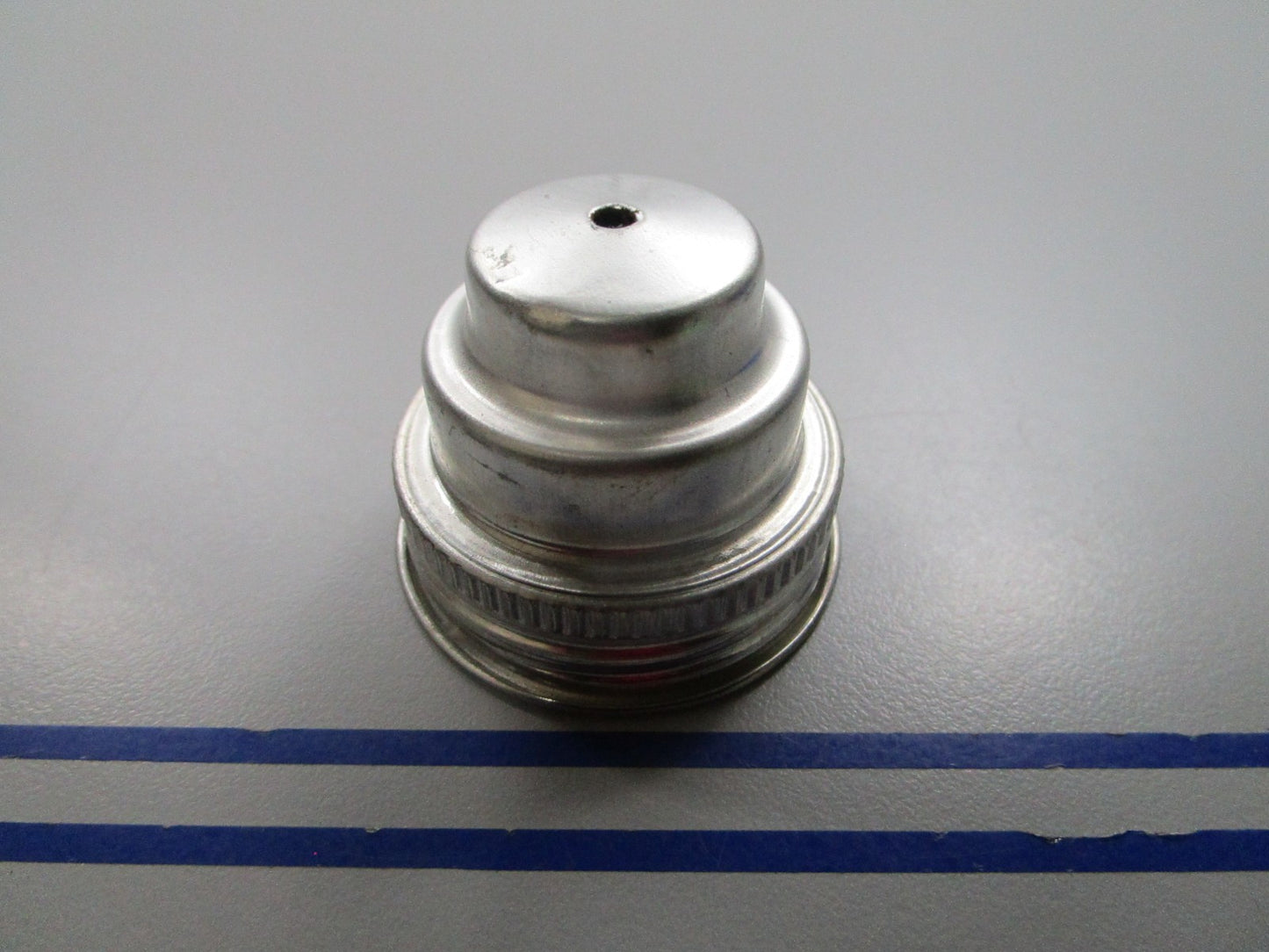 NEW OEM 394818S Briggs & Stratton Fuel Tank Cap 0810
