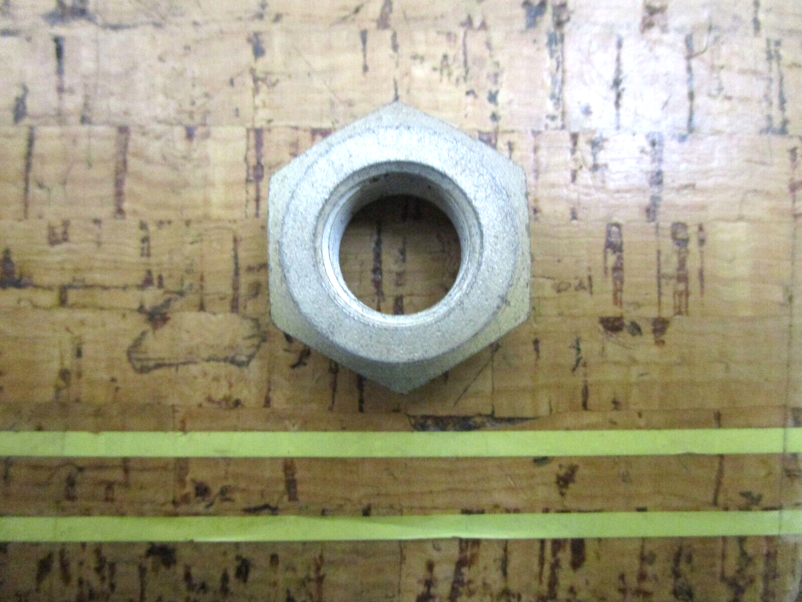 *NEW OEM* 0750 OMC Johnson Evinrude NUT 308457 0308457
