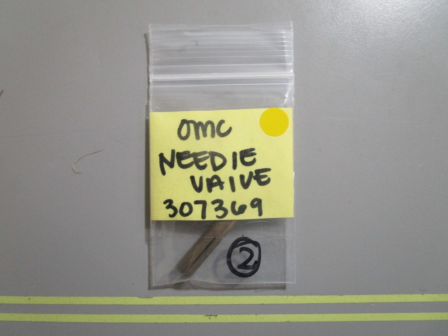 *NEW OEM* 0810 OMC Johnson Evinrude Needle Valve 307369 0307369