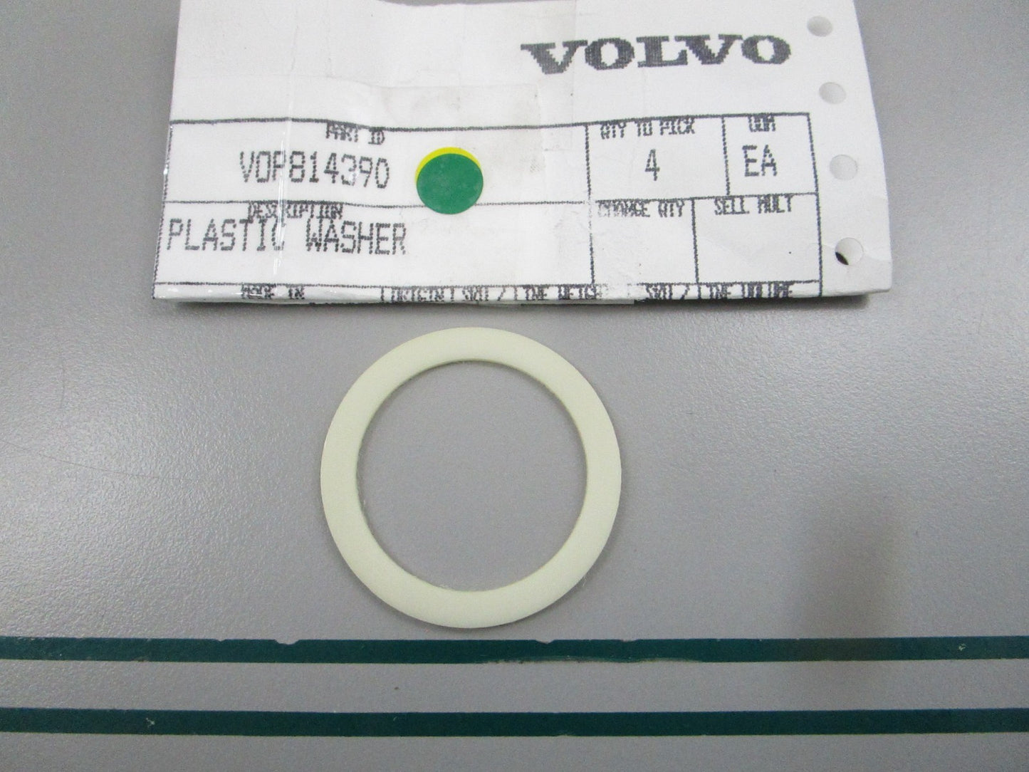 NEW OEM 814390 Volvo Penta Washer 0810
