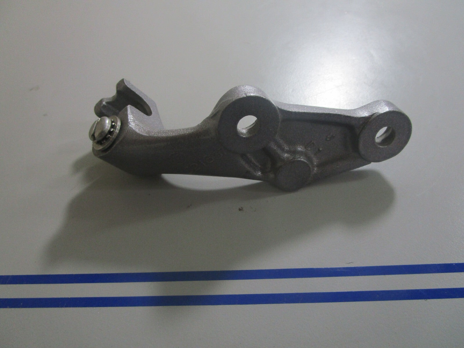 *NEW OEM* 0770 OMC Johnson Evinrude Shift Bracket 321637 0321637
