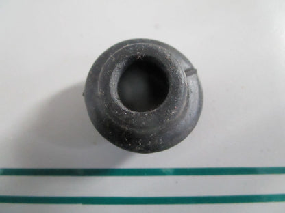 NEW OEM 11110033163 0033163 BMW Rubber Push Rod Grommet 0820