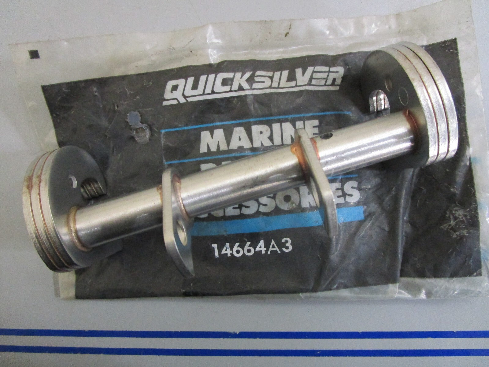 *NEW OEM* 0820 Mercury Reverse Lock Ay 14664A3