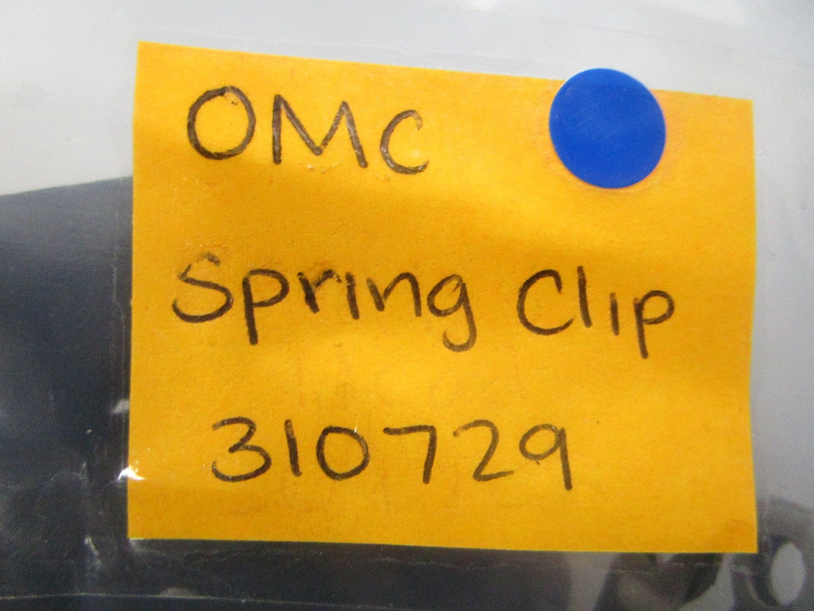 NEW OEM 310729 0310729 OMC Johnson Evinrude Spring Clip 0810