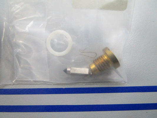 NEW OEM Mercury Quicksilver 802118 Needle & Seat 0810