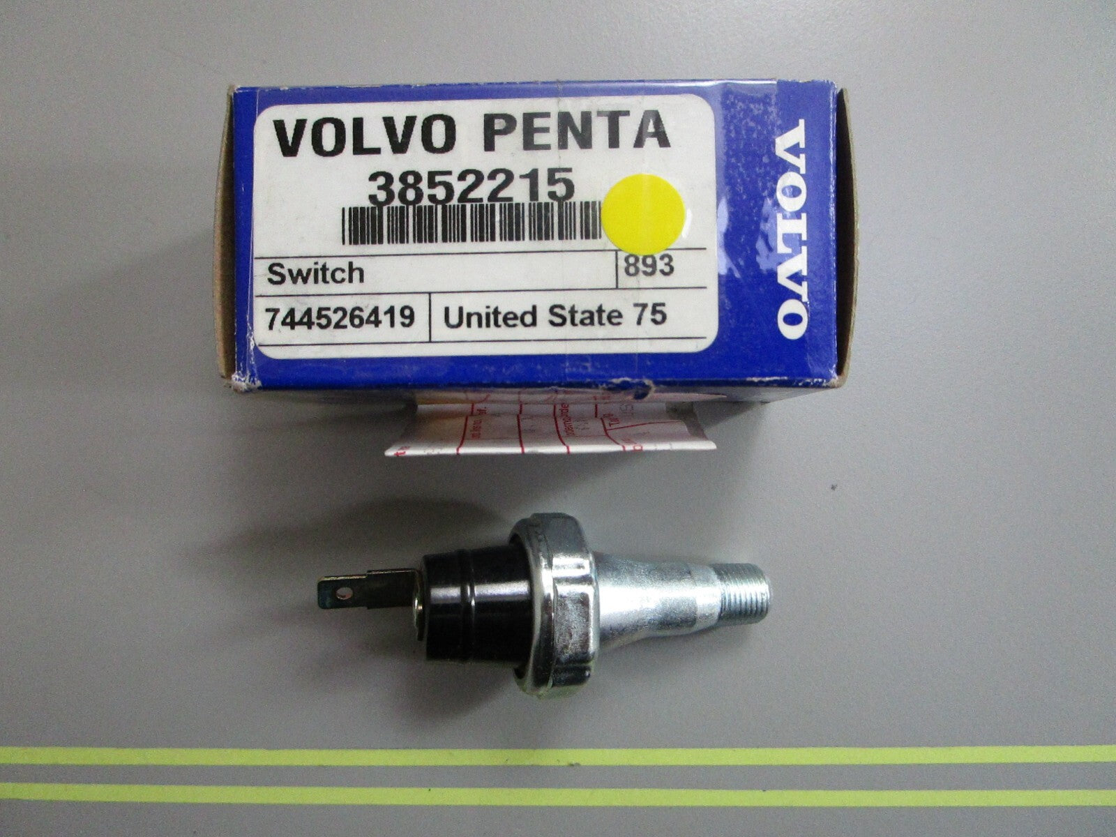 *NEW OEM* 0820 Volvo Penta Switch 3852215